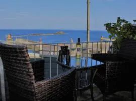 Bellevue Holiday Cottage