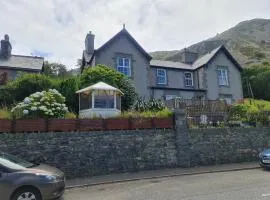 4Br Sea View Escape-Near Snowdonia& Coastal Trails