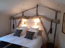 LE CLOS DE L AGNEAU，位于Saint-Amand-sur-Fion的酒店