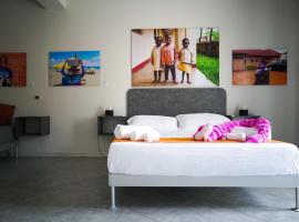 Click Art & Room，位于特拉比亚的海滩酒店
