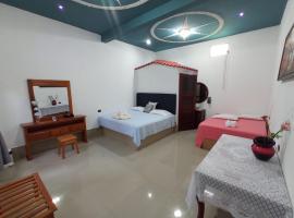 Hotel Ada´s y Estrellas，位于Ciudad Melchor de Mencos的酒店