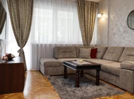 Apartment Mona，位于波德戈里察Montenegrin Investment Promotion Agency附近的酒店
