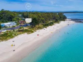 Beachfront Luxury by Experience Jervis Bay