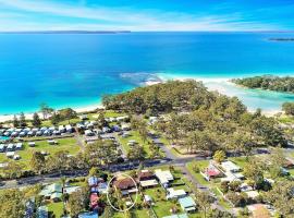 Burrill by the Beach by Experience Jervis Bay，位于赫斯基森的酒店