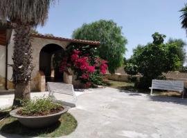 villa Dimora Arnesano，位于托雷拉皮罗的度假屋