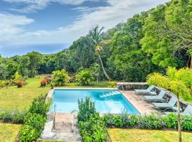 Nevis Home with Pool, Stunning Jungle and Ocean Views!，位于Gingerland的度假短租房