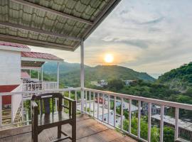 Treebo Trend Hotel Kumbhal Castle With Valley View，位于贡珀尔格尔的酒店