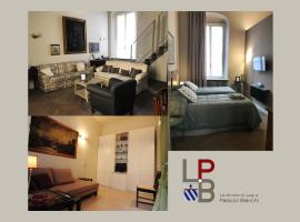 路易吉比安奇宫公寓，位于帕尔马的旅馆