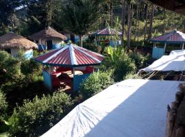 Maverick Camp, Rondavels and Homestay，位于Nyandarua 的旅馆