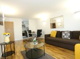 Lovely View 2 beds 2 bath Apartment, London，位于North Woolwich的酒店