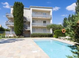 Apartaments Terraza - Santa Maria，位于罗萨斯的酒店