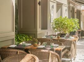 马尔克斯波尔图湾度假酒店 ，位于里斯本的酒店