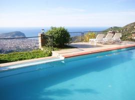 Rent a Luxury Villa in Alanya, Close to the Beach, Alanya Villa 1000，位于Kozyaka的酒店