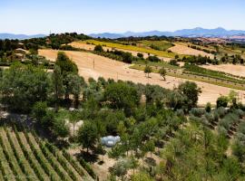 La Bolla del Borgo. Le Marche tra le stelle.，位于科里纳尔多的住宿