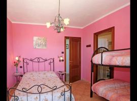 Agriturismo Al Brich Quadriple room with breakfast，位于Albaretto Della Torre 的酒店