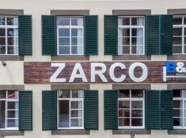 Zarco B&B Bed & Breakfast，位于丰沙尔的酒店