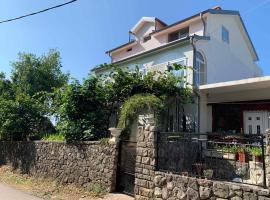 Vila Alexandria，位于Markovići的酒店
