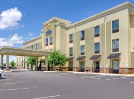 Comfort Inn & Suites Lynchburg Airport - University Area，位于林奇堡的舒适型酒店