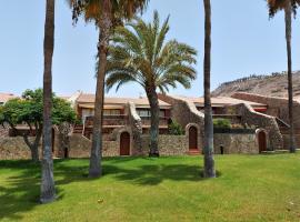 Casa Tauro Golf - Luxury chalet with sea view，位于大加那利岛拉斯帕尔马斯的豪华酒店