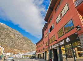 Hotel Garden Andorra，位于安道尔城的酒店