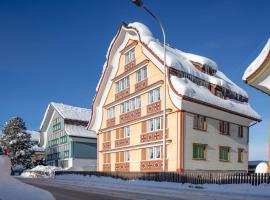 Blattenheimat - im traditionellen Appenzeller Haus，位于阿彭策尔的自助式住宿