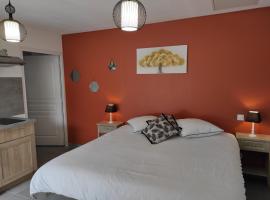 Studio Les chambres de la source - Tadorne，位于Sancourt的酒店