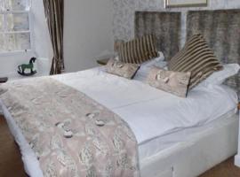 The Ship Inn, Holy Island，位于Fenham的酒店