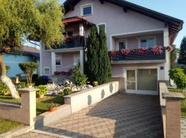 Apartman Karmen Gospić，位于戈斯皮奇的酒店