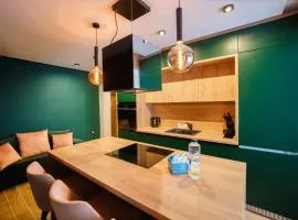 Green Velvet City Retreat