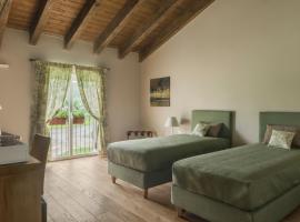 FORESTERIA DEL GAVI，位于 Tassarolo的酒店