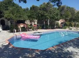 Εlegant Villa Liakos