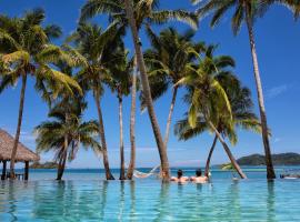 Tropica Island Resort-Adults Only，位于马洛洛的酒店