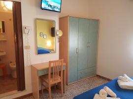 Hotel Villa Ersilia Rimini B&B，位于里米尼里瓦贝拉的酒店