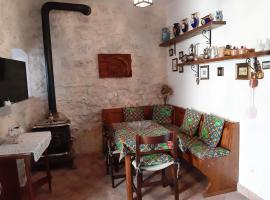 Monolocale rustico di Ariola，位于Cansano的酒店