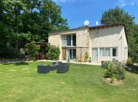 Hameau de Montcabirol - Pyrénées