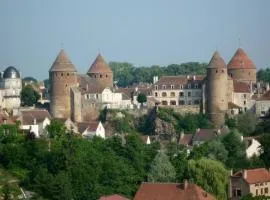 Studio sur les remparts Semur-en-Auxois BOURGOGNE