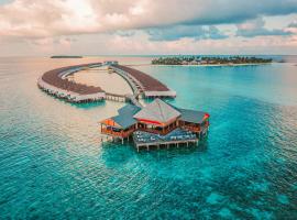 The Standard, Huruvalhi Maldives，位于鲁阿环礁的度假村