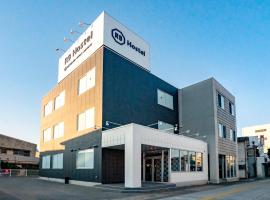 R9 Hostel Tochigi Ekimae - Male Only，位于Tochigi的酒店