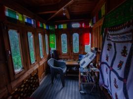 Folktales Residency，位于Saturang的酒店
