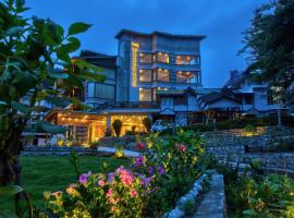 Woodrock Luxury Boutique Hotel，位于马拉里的酒店