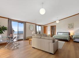The Flaxman Studio - Panoramic Ocean Views，位于林肯港的公寓