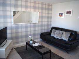 Kelpies Serviced Apartments- Jamieson，位于Stenhousemuir的自助式住宿