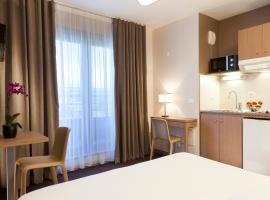 Nehô Suites Porte de Genève - Gare Annemasse，位于安纳马斯的酒店