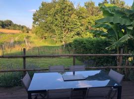 Les jardins de jodie，位于Saint-Aubin-de-Branne的酒店
