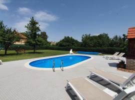 Villa Mons Aureus，位于Popovac的酒店