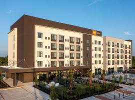 EVEN Hotels - Shenandoah - The Woodlands by IHG，位于兀兰的酒店