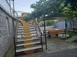 Guest House Fazisi，位于库塔伊西的酒店