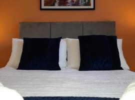 Ideal Apartment - Sleeps 6 - Parking，位于巴恩斯利的酒店