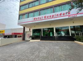 Hotel Guapindaia Praça，位于里约布兰科Parque da Maternidade附近的酒店