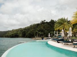 Ocean View Villa/Luxury Puerto Bahia Resort/Samaná，位于圣塔芭芭拉-山美纳的海滩短租房